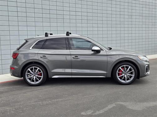 2023 Audi SQ5 3.0T Premium Plus