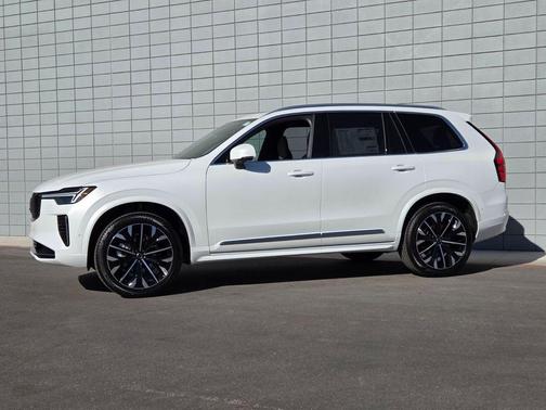 2026 Volvo XC90 B6 Plus 7-Seater