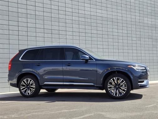 2025 Volvo XC90 Plug-In Hybrid T8 Plus 7-Seater