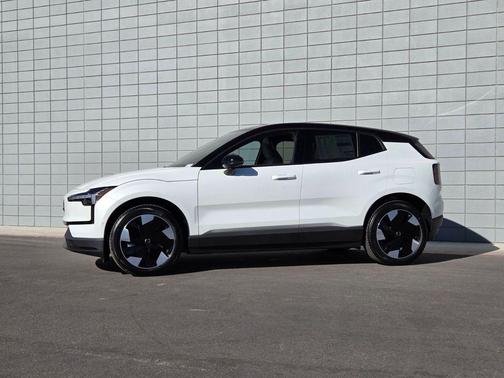 2026 Volvo EX30 Twin Motor Ultra