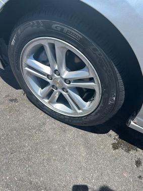 Silver Ice Metallic 2017 Chevrolet Cruze LT