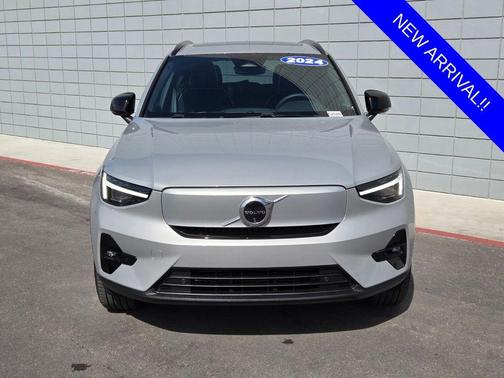 2024 Volvo XC40 Recharge Pure Electric Twin Plus