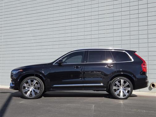 2025 Volvo XC90 Plug-In Hybrid T8 Plus 6-Seater