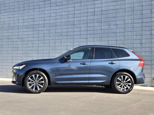 2024 Volvo XC60 B5 Core