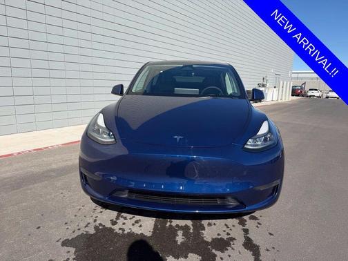 Deep Blue Metallic 2023 Tesla Model Y Long Range