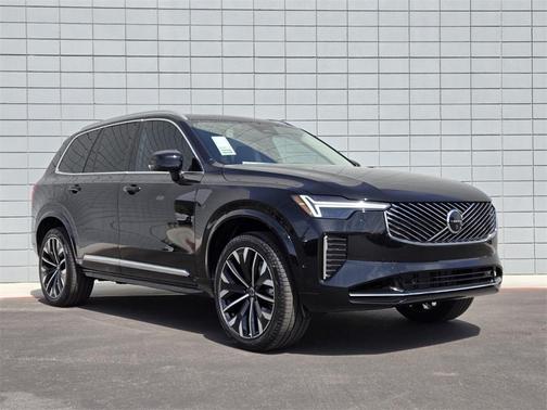 2025 Volvo XC90 B5 Plus 7-Seater