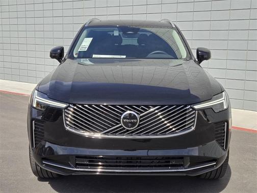2025 Volvo XC90 B5 Plus 7-Seater