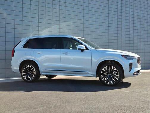 2026 Volvo XC90 B6 Ultra 6-Seater
