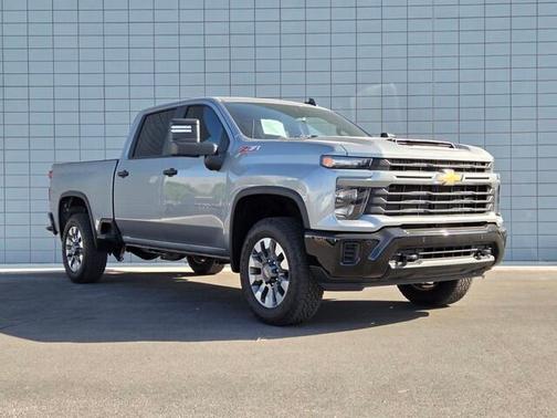 Sterling Gray Metallic 2025 Chevrolet Silverado 2500 Custom