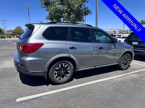 Gun Metallic 2020 Nissan Pathfinder SV