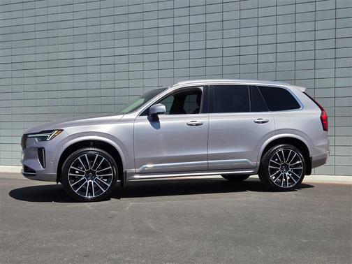 2026 Volvo XC90 B5 Plus 7-Seater