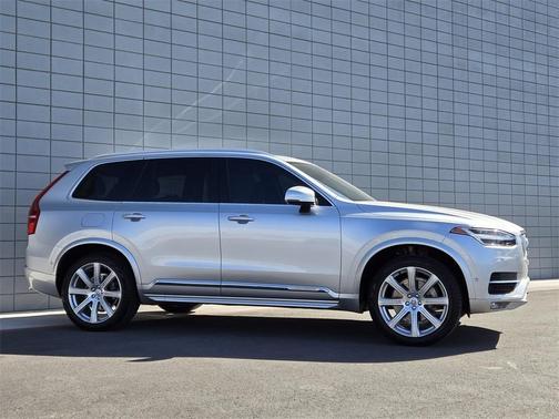 2018 Volvo XC90 T6 Inscription