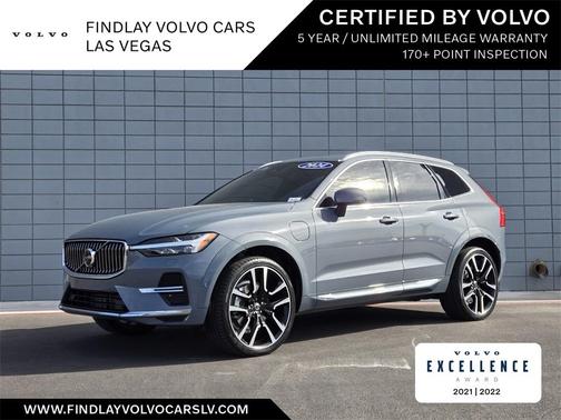 2023 Volvo XC60 Recharge Plug-In Hybrid T8 Ultimate Bright Theme