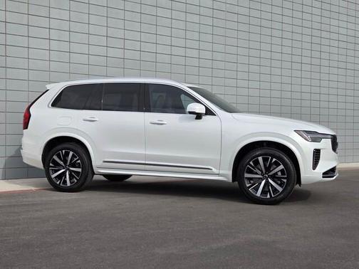 2026 Volvo XC90 B5 Core