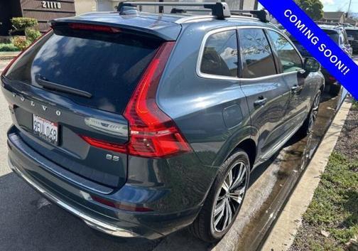 2023 Volvo XC60 B5 Ultimate Bright Theme