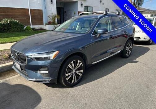 2023 Volvo XC60 B5 Ultimate Bright Theme