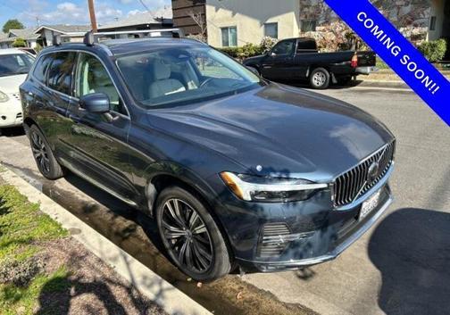 2023 Volvo XC60 B5 Ultimate Bright Theme