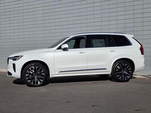 2026 Volvo XC90 B6 Ultra 7-Seater