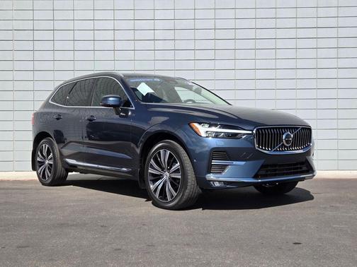 2023 Volvo XC60 B5 Plus Bright Theme