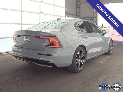 2025 Volvo S60 B5 Plus