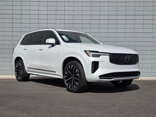 Crystal White Pearl 2026 Volvo XC90 B6 Plus 7-Seater