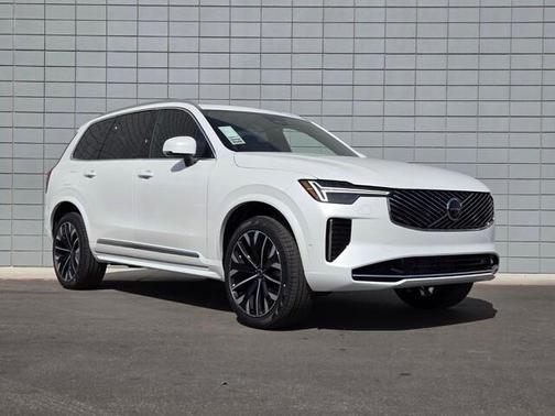 2026 Volvo XC90 B6 Plus 7-Seater