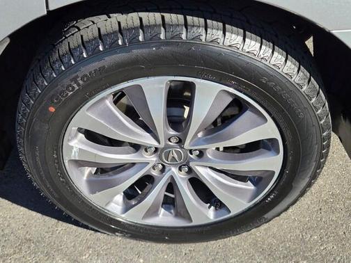 Silver Moon 2014 Acura MDX 3.5L w/Technology & Entertainment Pkgs