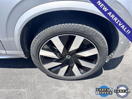 2023 Volvo XC90 Recharge Plug-In Hybrid T8 Ultimate Bright Theme 7-Seater