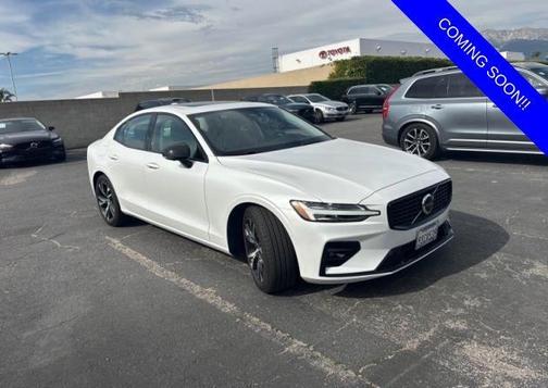 2025 Volvo S60 B5 Plus