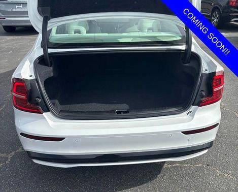 2025 Volvo S60 B5 Plus