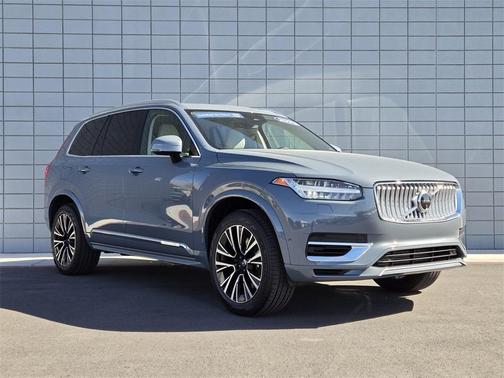 2023 Volvo XC90 Recharge Plug-In Hybrid T8 Plus Bright Theme 7 Passenger