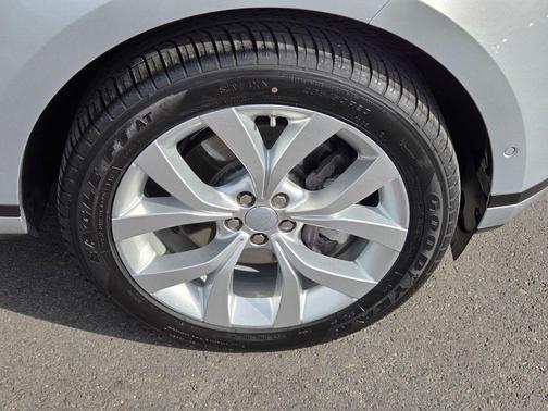 2020 Land Rover Range Rover Evoque SE