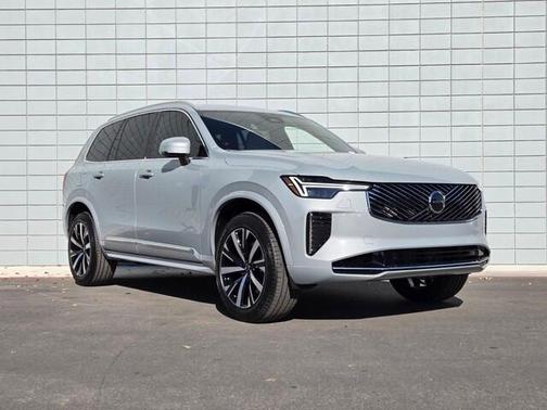 2026 Volvo XC90 B5 Core