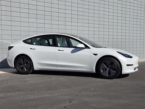 2023 Tesla Model 3 Base
