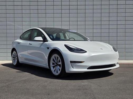 Pearl White Multi 2023 Tesla Model 3 Base
