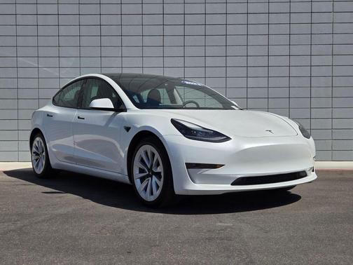 Pearl White Multi 2023 Tesla Model 3 Base