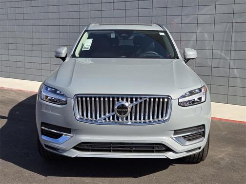 2025 Volvo XC90 Plug-In Hybrid T8 Ultra 6-Seater