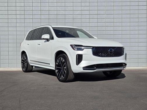 2026 Volvo XC90 B6 Plus 7-Seater