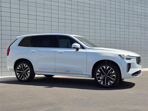 2026 Volvo XC90 Plug-In Hybrid T8 Plus 7-Seater