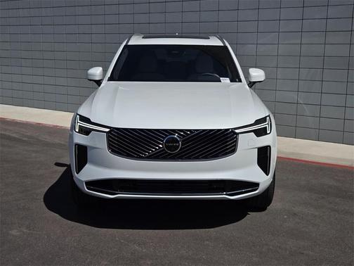 2026 Volvo XC90 Plug-In Hybrid T8 Plus 7-Seater