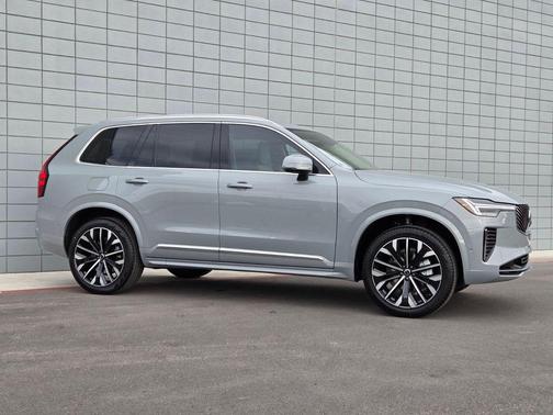 2026 Volvo XC90 B6 Ultra 7-Seater