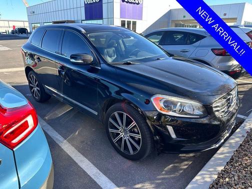2015 Volvo XC60 T6 Platinum
