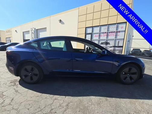 2023 Tesla Model 3 Base