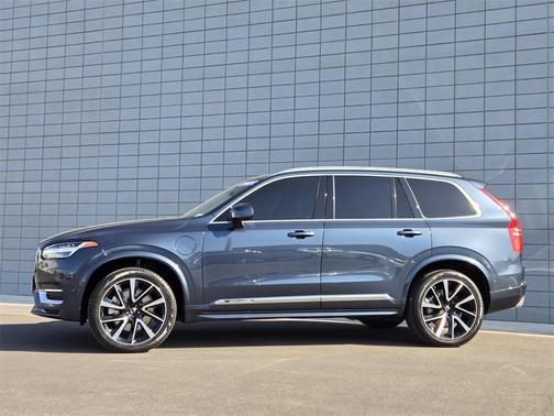 2021 Volvo XC90 Recharge Plug-In Hybrid T8 Inscription Expression 6 Passenger