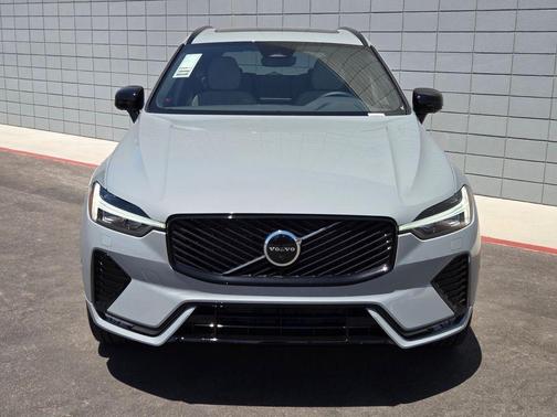 Gray Metallic 2026 Volvo XC60 B5 Plus