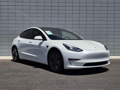 Pearl White Multi 2022 Tesla Model 3 Long Range