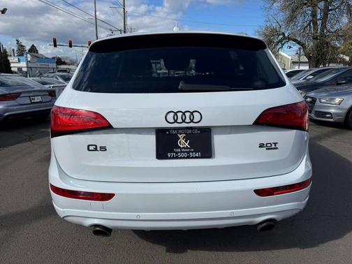 White 2014 Audi Q5 2.0T Premium Plus
