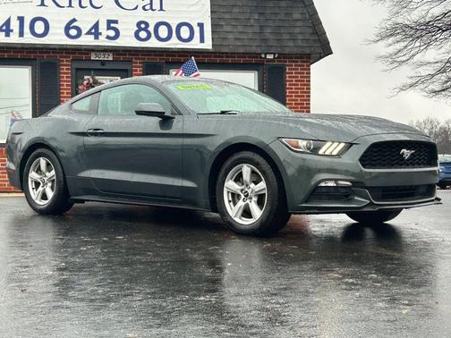 2016 Ford Mustang V6