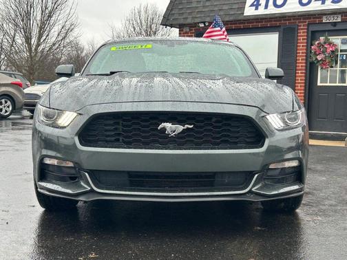 2016 Ford Mustang V6
