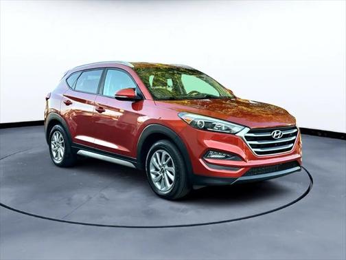 2017 Hyundai TUCSON SE Plus